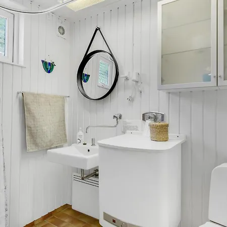 Two-bedroom In Rudkobing 펜션 *