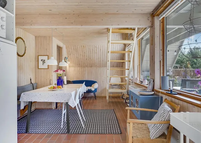 度假居 Two-bedroom In Rudkobing Spodsbjerg